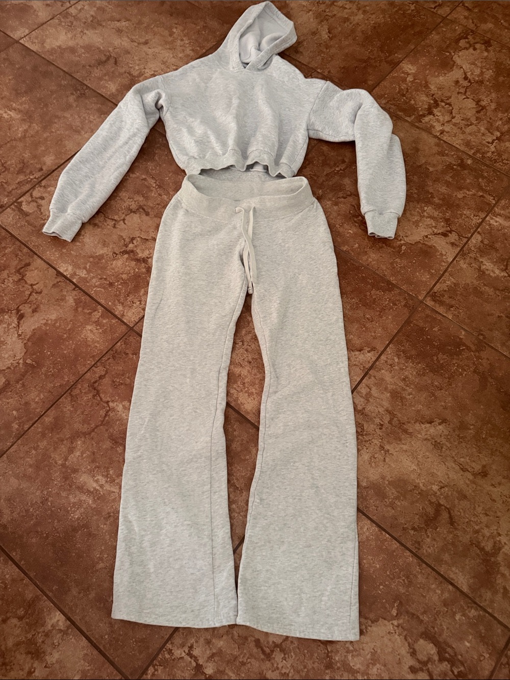 Hollister Light Gray Wide-Leg Lounge Pants and cropped hoodie
